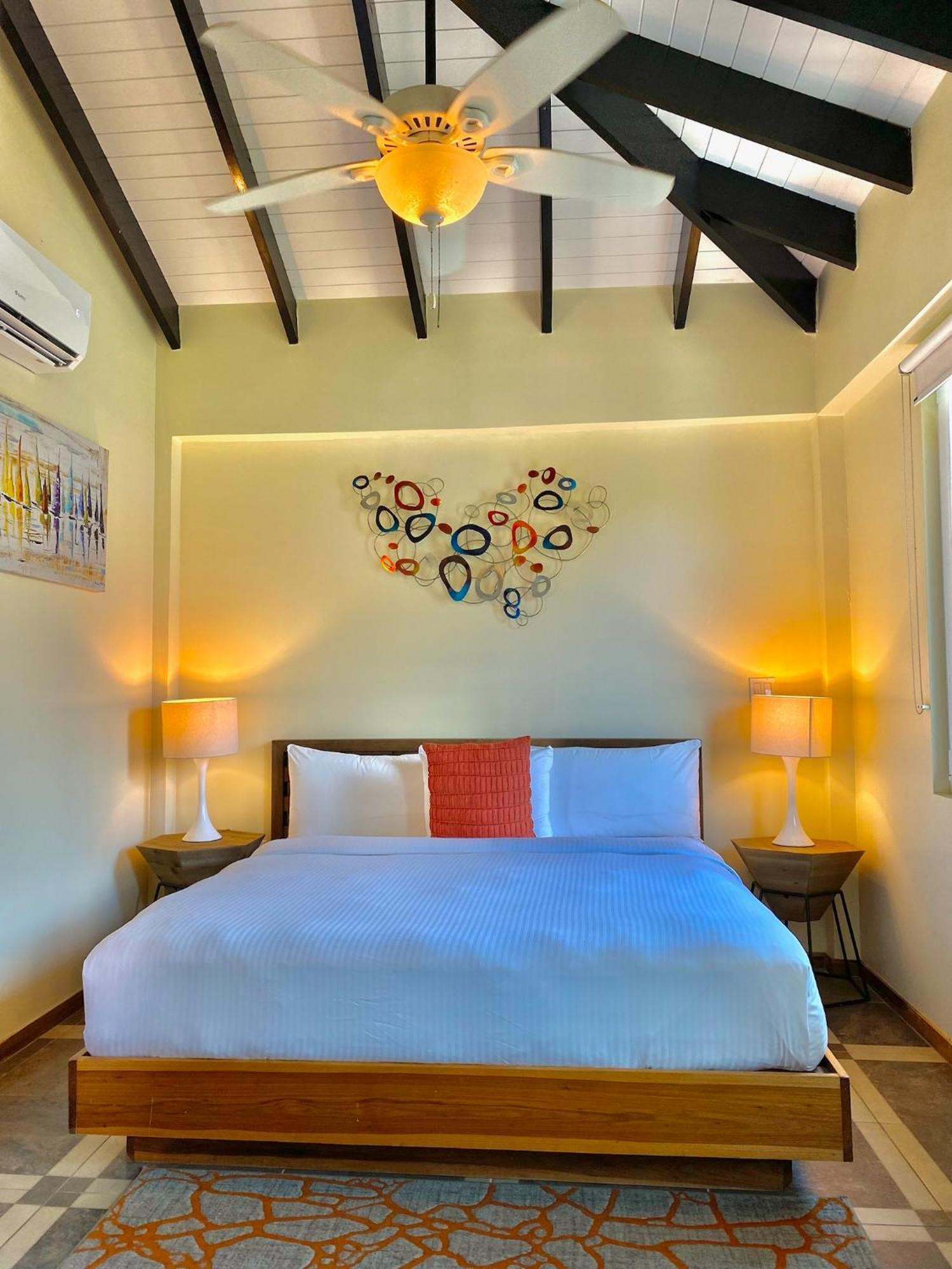 Brisa Oceano Resort Placencia Eksteriør bilde