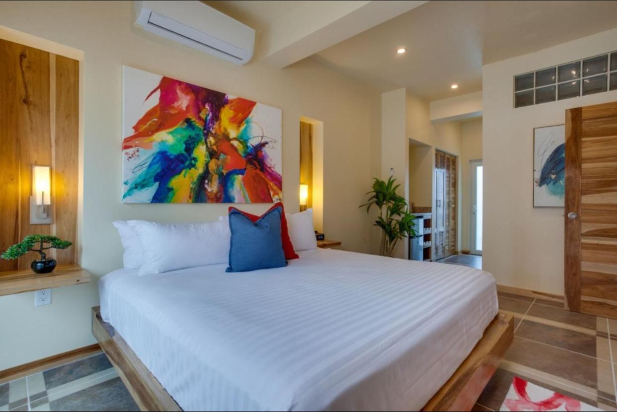 Brisa Oceano Resort Placencia Eksteriør bilde